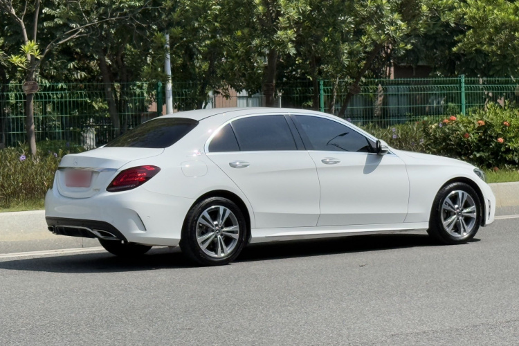 奔驰C级 2020款 C 200 L 时尚型运动版车身外观6006