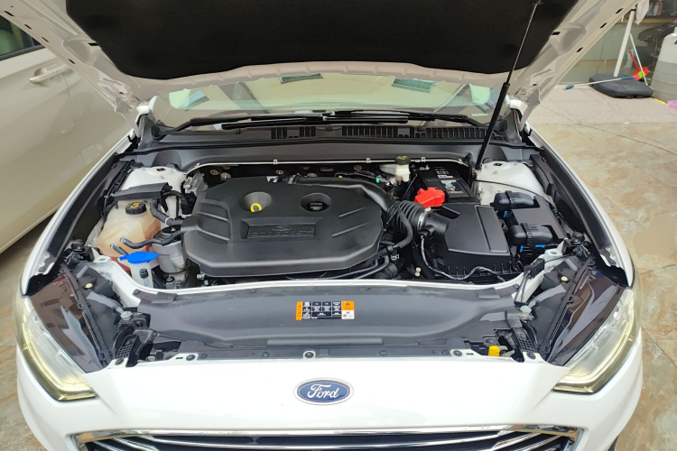 福特 蒙迪欧 2018款 EcoBoost 200 智控时尚型 国VI机舱底盘24