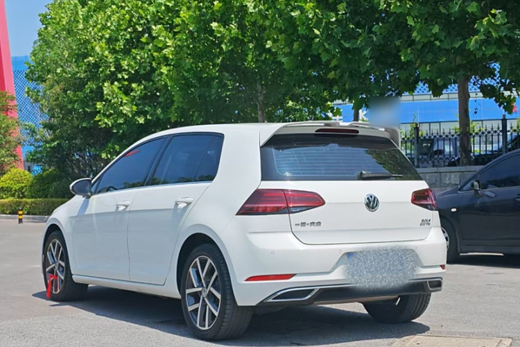 大众 高尔夫 2020款 挚爱版 280TSI DSG豪华型车身外观6005