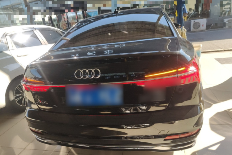 奥迪A6L 2021款 40 TFSI 豪华致雅型车身外观6