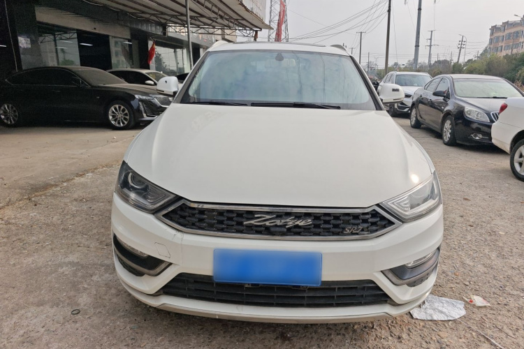 众泰SR7 2016款 1.5T CVT魔方之心版 国V车身外观2