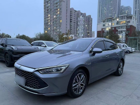 比亚迪 秦PLUS 2024款 荣耀版 DM-i 120KM领先型