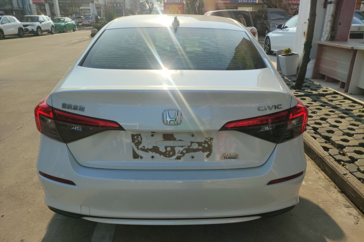 本田 思域 2022款 240TURBO CVT劲动版车身外观6