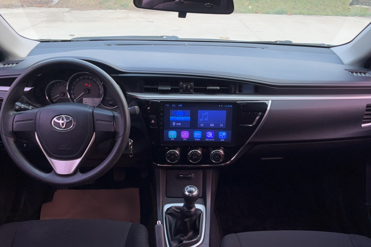 丰田 卡罗拉 2017款 1.2T 手动GL中控内饰7004