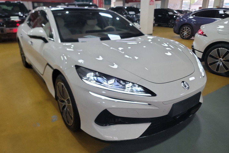 腾势Z9GT 2024款 1100四驱Max版车身外观6002