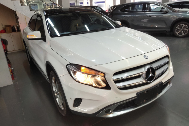 奔驰GLA 2016款 GLA 200 动感型车身外观6002