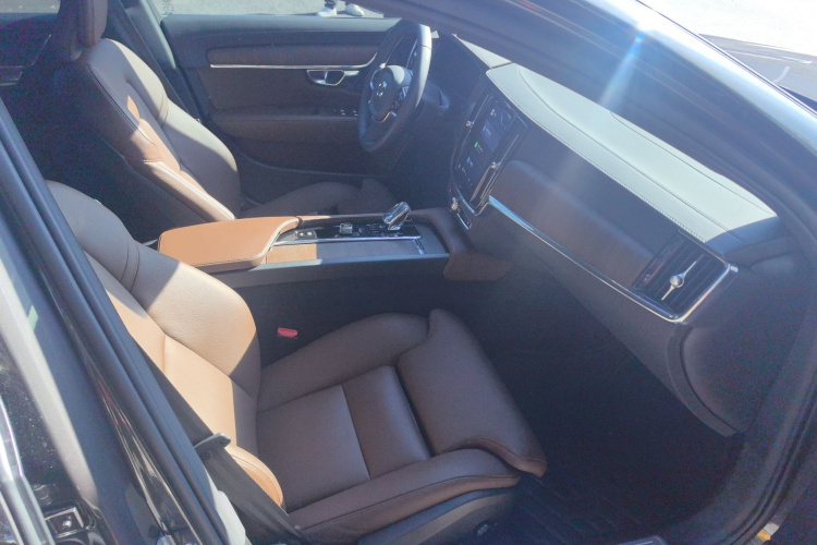 沃尔沃S90 2025款 B5 智远豪华版局部细节41