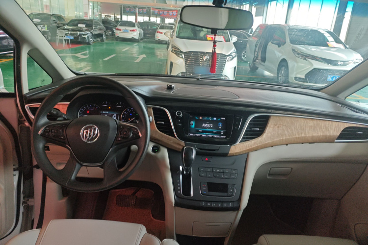 别克GL8 2017款 ES 28T 舒适型 国V中控内饰7002