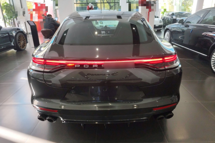 保时捷 2023款 Panamera 2.9T车身外观6