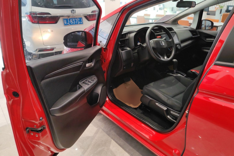 本田 飞度 2016款 1.5L LX CVT舒适型中控内饰7002