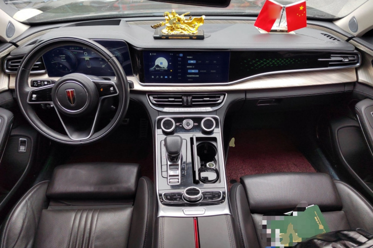 红旗H9 2020款 2.0T 智联旗畅版中控内饰12
