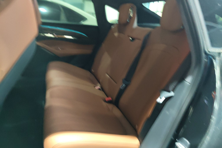 智己汽车 智己L7 2023款 Snake Performance Lite中控内饰7004