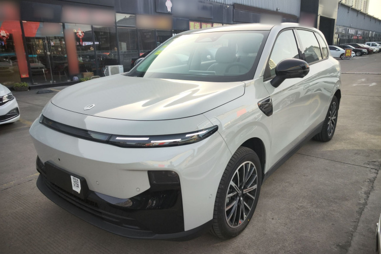 零跑汽车 零跑B10 2025款 510悦享版车身外观1