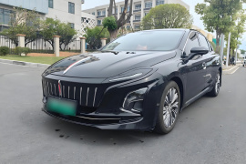 红旗E-QM5 2022款 431km 充电乐享版