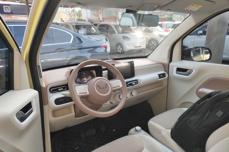 五菱汽车 宏光MINIEV 2024款 第三代 215km 进阶版中控内饰12