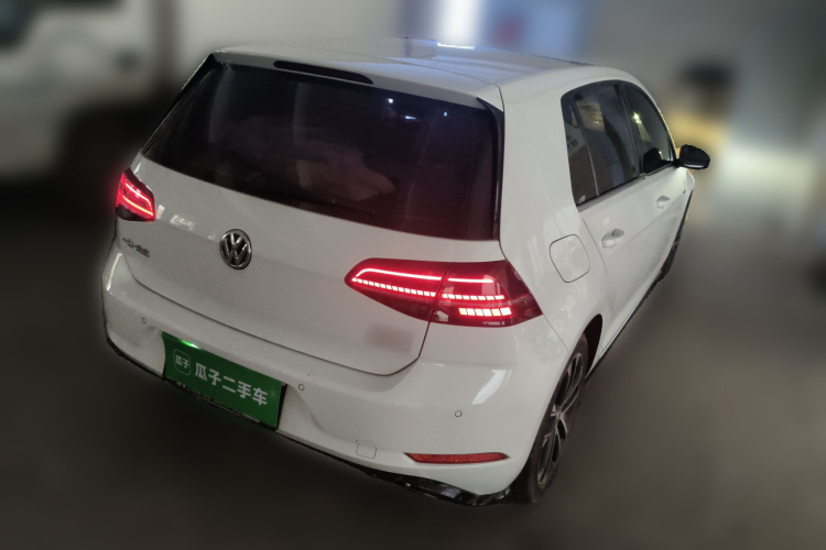 大众 高尔夫 2018款 280TSI 自动R-Line型车身外观7