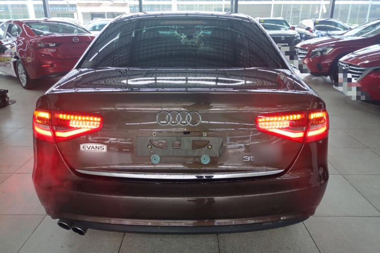 奥迪A4L 2016款 35 TFSI 典藏版 自动标准型车身外观6004