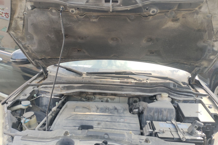 哈弗H6 2015款 升级版 1.5T 手动两驱精英型机舱底盘24