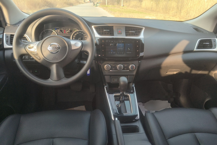 日产 轩逸 2022款 经典 1.6XL CVT豪华版中控内饰12