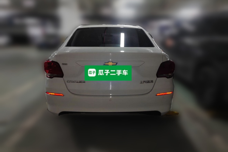 雪佛兰 科沃兹 2019款 320 手动欣悦版车身外观6