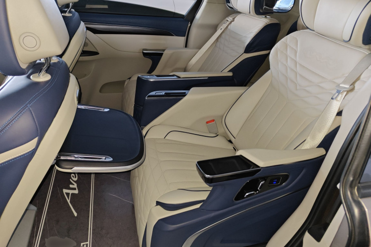 别克GL8 2023款 ES陆尊 舒适型中控内饰21