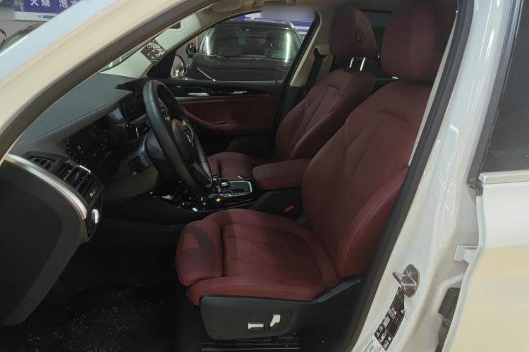 宝马X3 2022款 xDrive25i M运动套装局部细节19