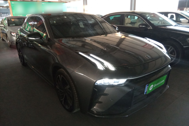 领克03 2025款 1.5TD DCT冠军版Pro车身外观3