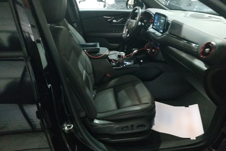 雪佛兰 开拓者 2023款 轻混 650T RS Twin-Clutch四驱 擎版局部细节41