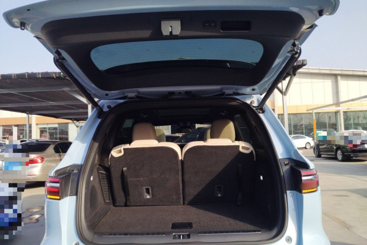 理想汽车 理想ONE 2020款 增程6座版局部细节23