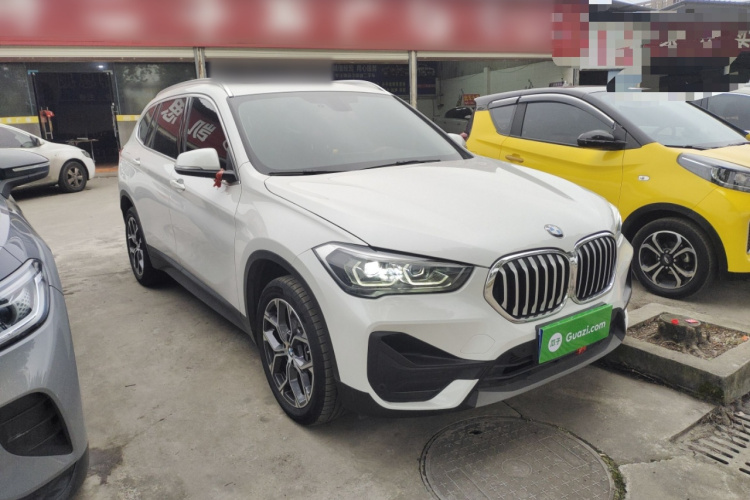 宝马X1 2022款 sDrive25Li 领先型车身外观3