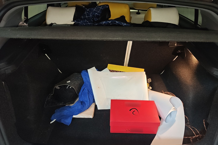 宝马1系(进口) 2008款 120i 自动挡中控内饰23