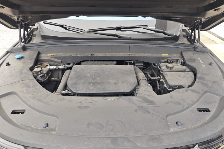 理想汽车 理想L7 2023款 Air机舱底盘24