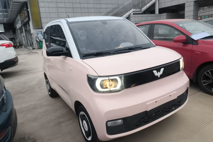 五菱汽车 宏光MINIEV 2022款 马卡龙臻享款 磷酸铁锂车身外观3