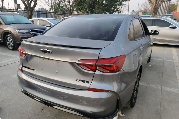 雪佛兰 科鲁泽 2020款 轻混 RS 330T 自动畅快版车身外观6005