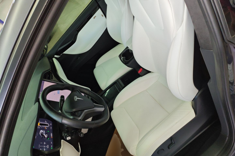 特斯拉 Model X 2019款 Performance 高性能版中控内饰19