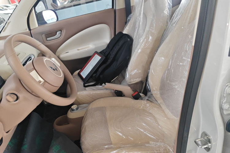 五菱汽车 宏光MINIEV 2025款 四门版 进阶款中控内饰19