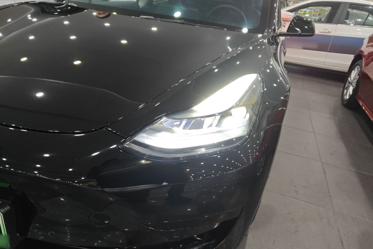 特斯拉 Model 3 2022款 后轮驱动版局部细节36