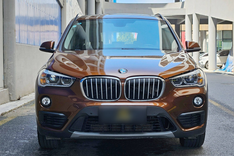 宝马X1 2016款 sDrive18Li 尊享型车身外观6001