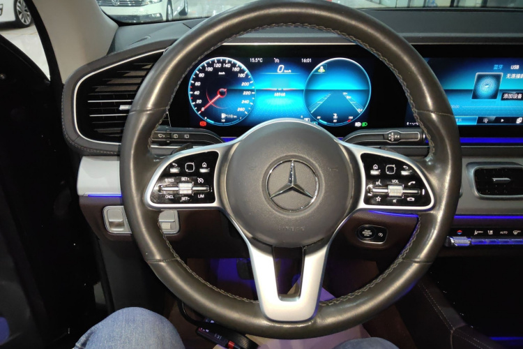 奔驰GLE 2020款 GLE 350 4MATIC 动感型局部细节13