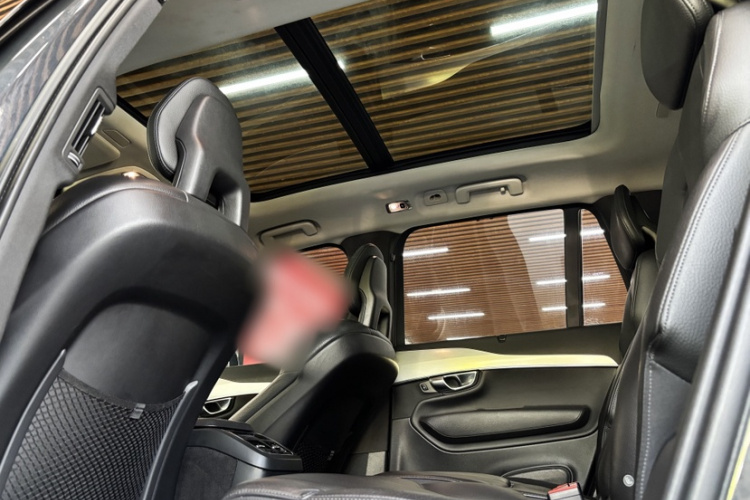 沃尔沃XC90 2018款 T5 智逸版 5座中控内饰7006