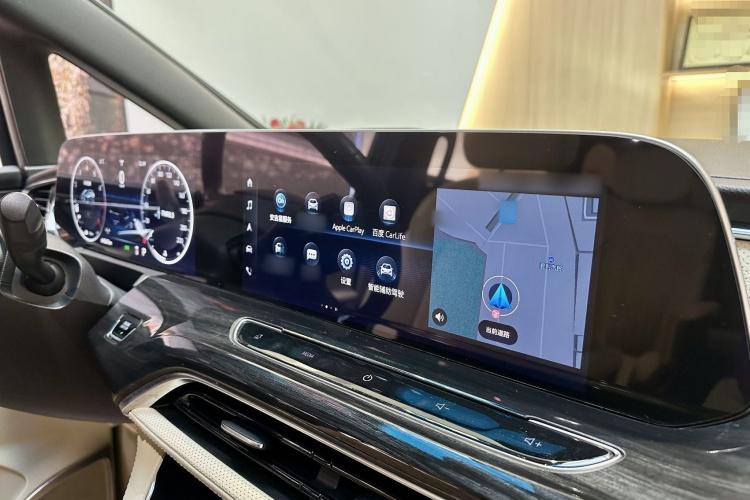别克GL8 2022款 ES陆尊 653T 旗舰型中控内饰7008