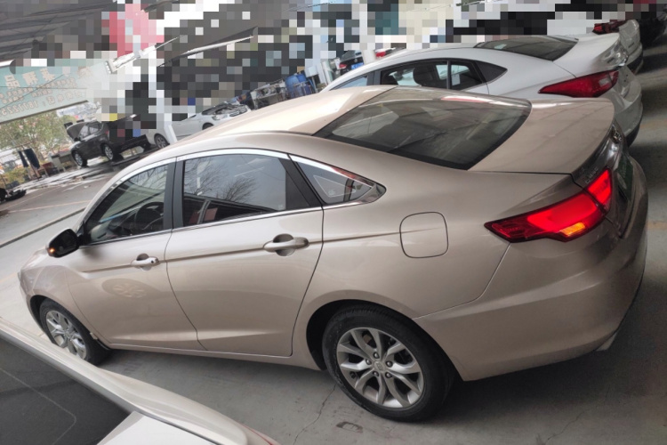 吉利汽车 帝豪GL 2017款 1.8L 手动精英型车身外观6003