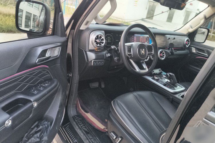 坦克300 2021款 越野版 2.0T 征服者中控内饰20