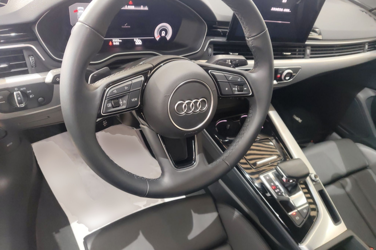 奥迪A5 2024款 Sportback 40 TFSI 时尚动感型中控内饰13