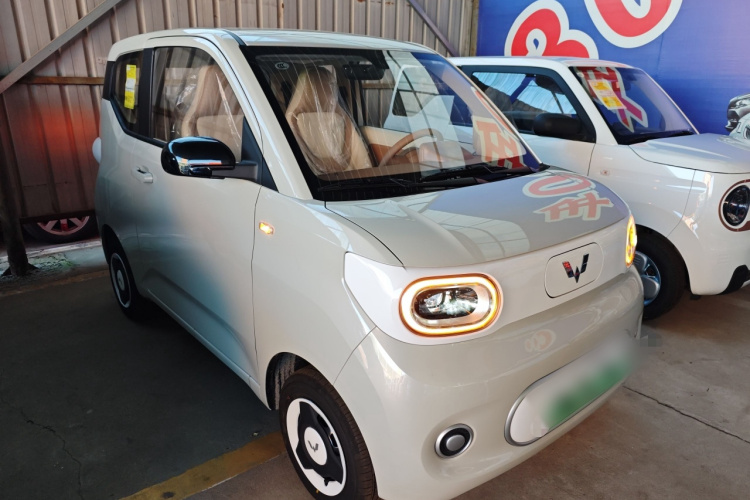 五菱汽车 宏光MINIEV 2024款 第三代 215km 青春版车身外观3