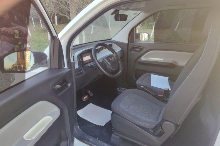 五菱汽车 宏光MINIEV 2022款 自在款 磷酸铁锂中控内饰7001