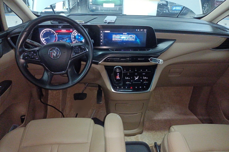 别克GL8 2021款 ES陆尊 653T 旗舰型中控内饰12