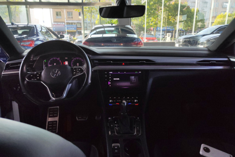 一汽-大众CC 2021款 330TSI 炫目版中控内饰7002