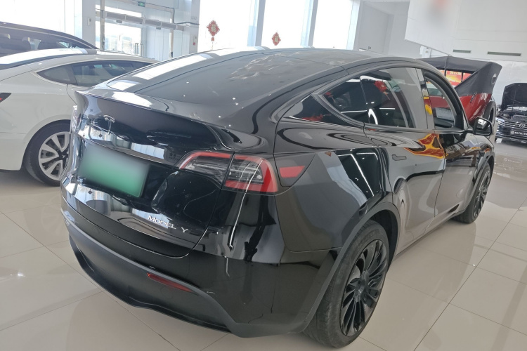 特斯拉 Model Y 2022款 长续航全轮驱动版车身外观6005
