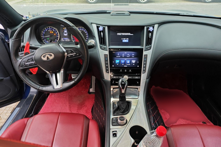 英菲尼迪Q60 2019款 S 2.0T 豪华运动版中控内饰12